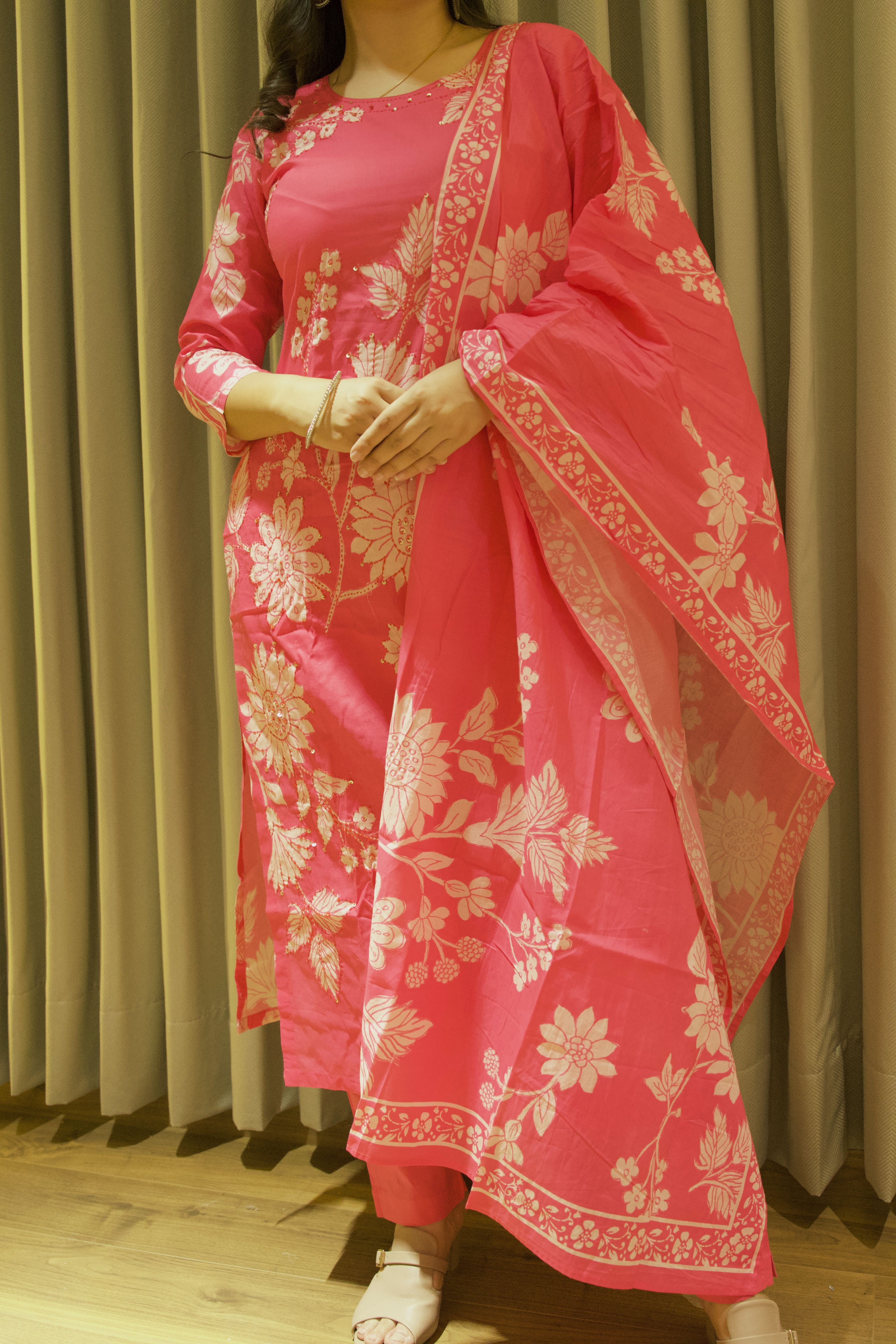Noor Blush Kurta With Dupatta set - 1751608323IZOK