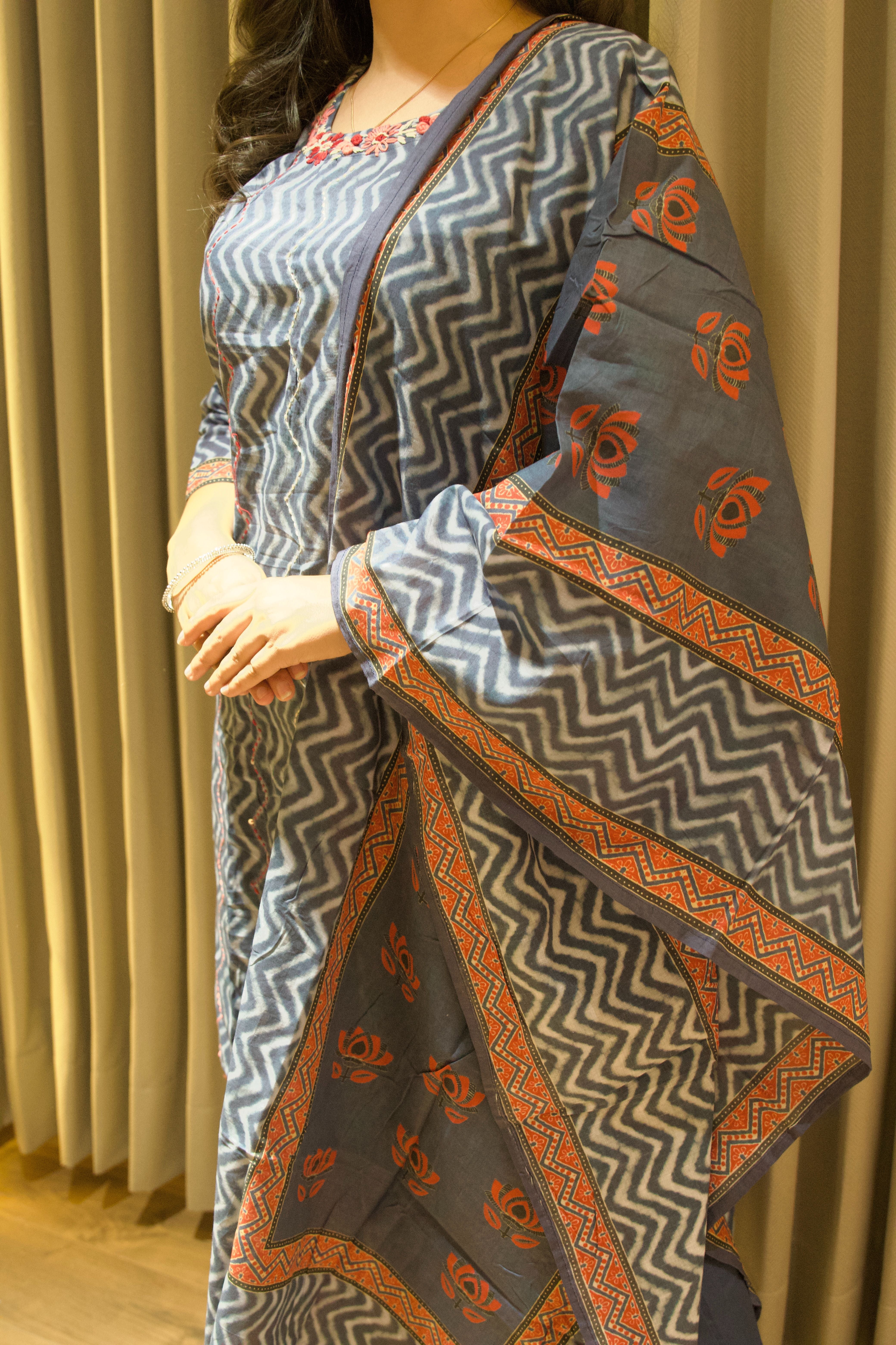 Zoya Indigo Block Print Kurti With Dupatta Set - 1751608087ZYAA