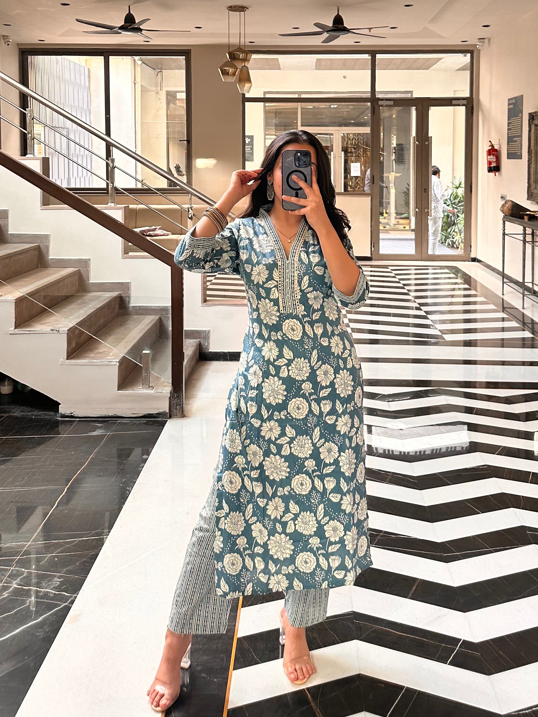 Neel Kamal Coord Set