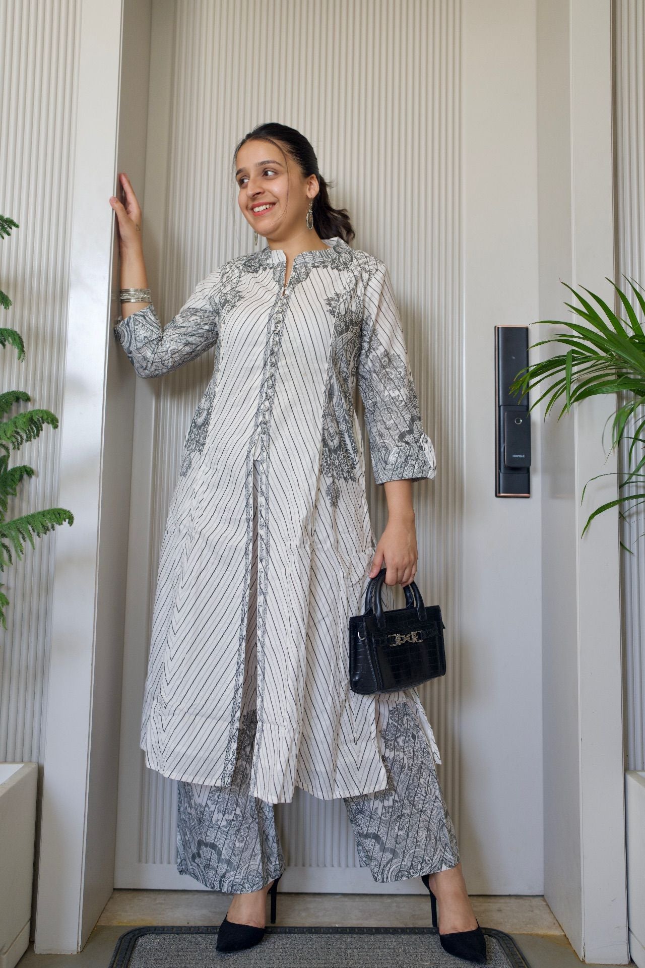 Centre Slit Indo-Western Set - 1751608844WUVI