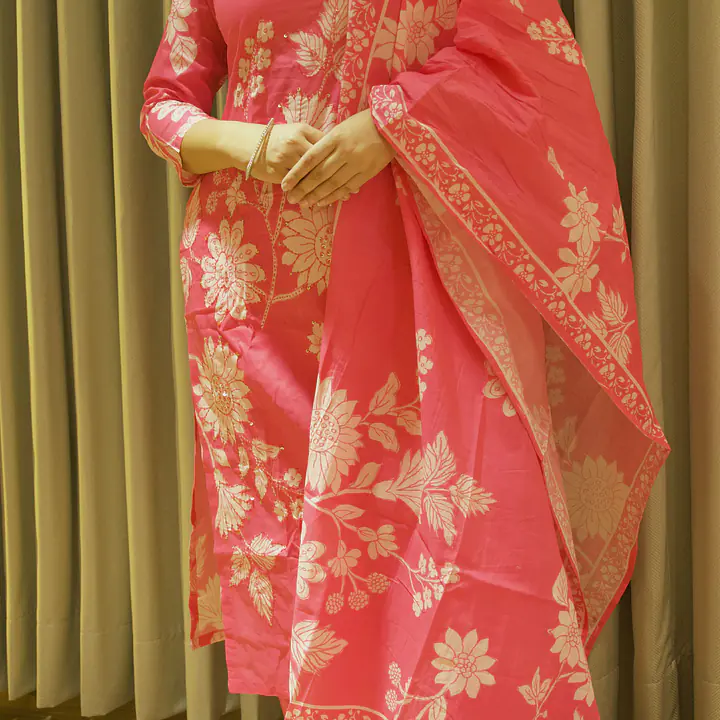 Noor Blush Kurta With Dupatta set - 1751608323IZOK - Master