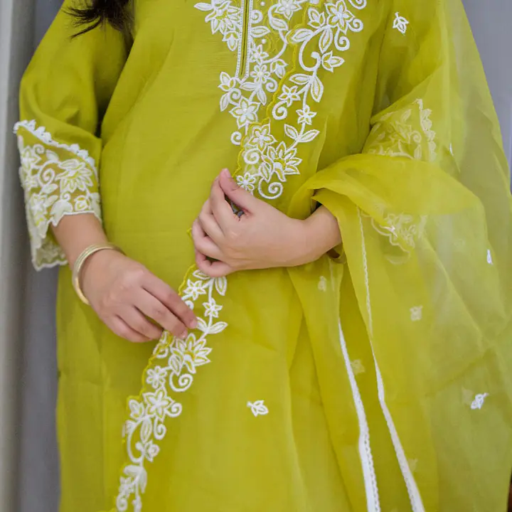 Sunehri Bloom Kurti with Dupatta Set  - 17516084898ULM - Master