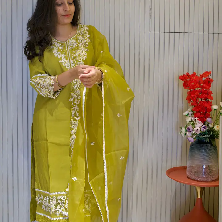 Sunehri Bloom Kurti with Dupatta Set  - 17516084898ULM - Master