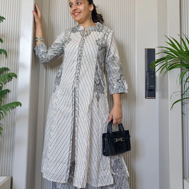 Centre Slit Indo-Western Set - 1751608844WUVI - Master